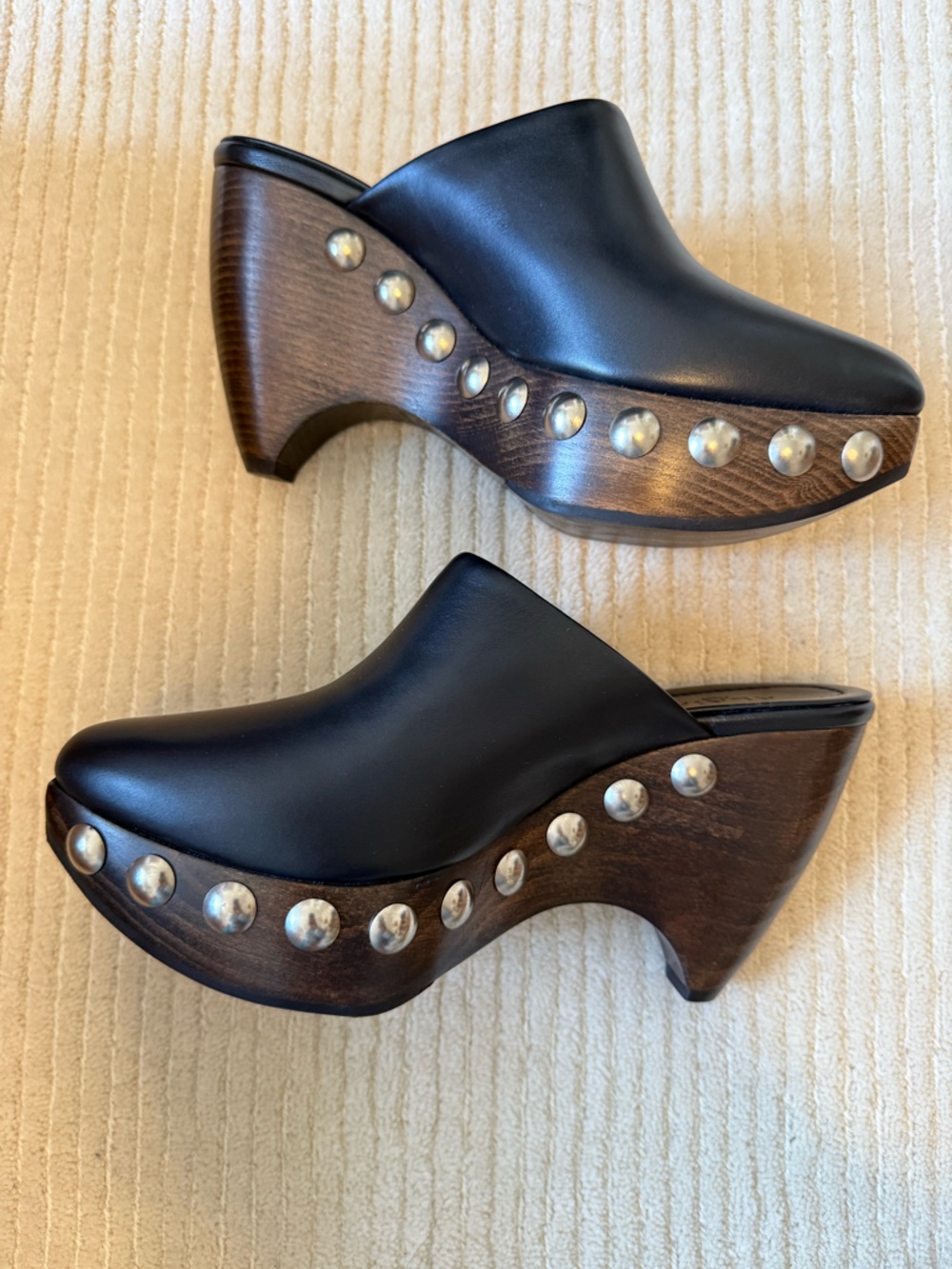 NEW Alaia Black Mules